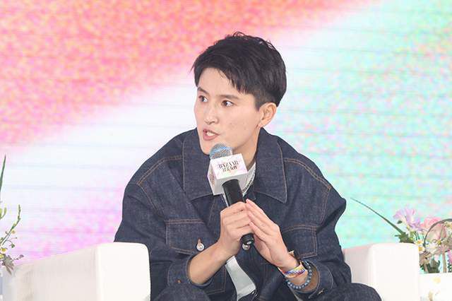 “阿森纳也对帕利尼亚感兴趣，尽管他们更希望引进一名更加年轻的新援。